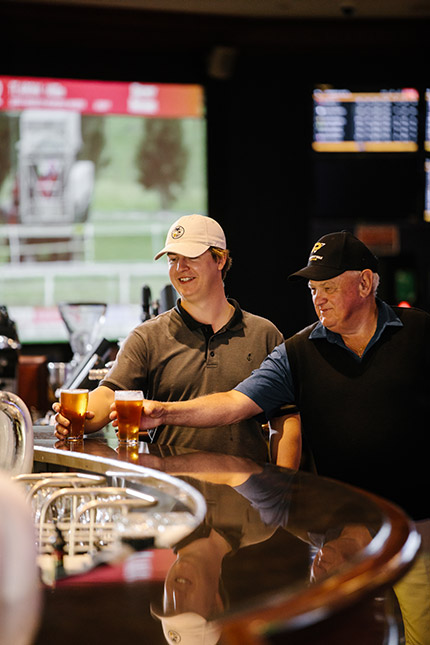 country-club-casino-sports-bar-hero-banner-mobile